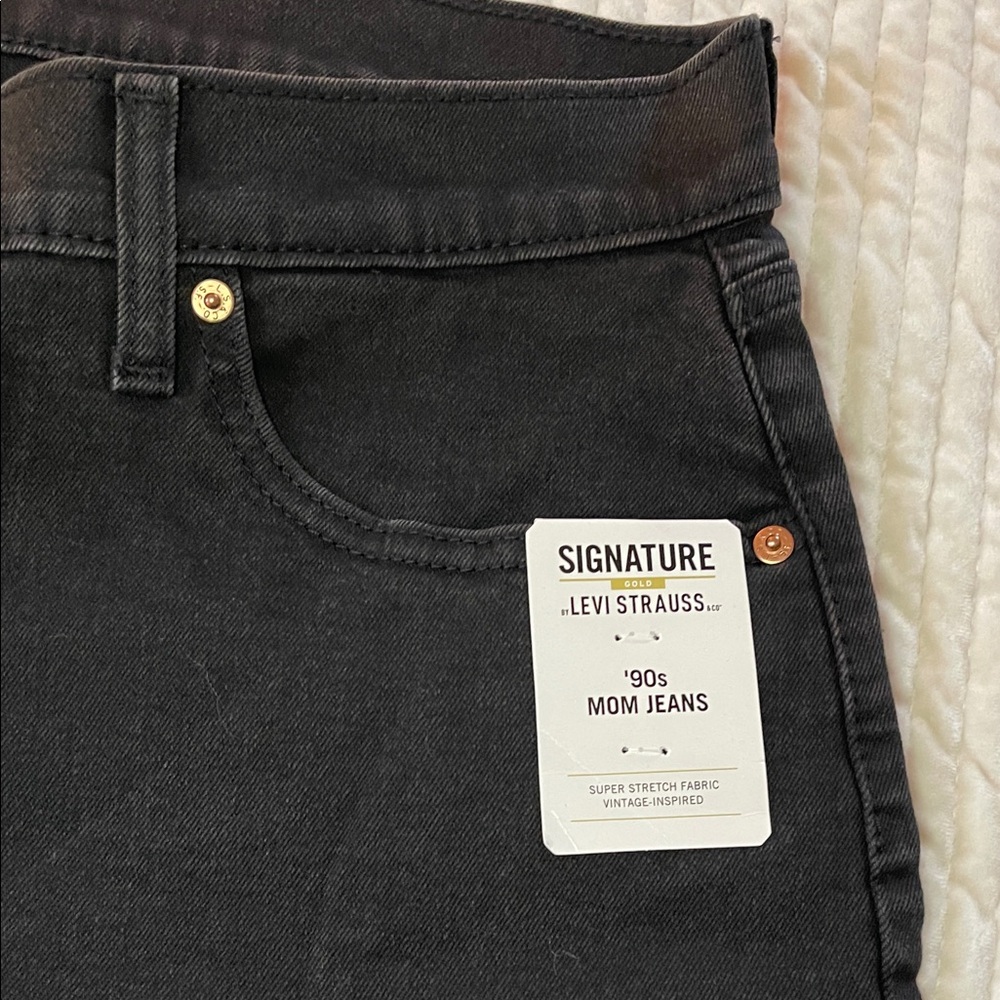 Levi's Black '90s Mom Jeans